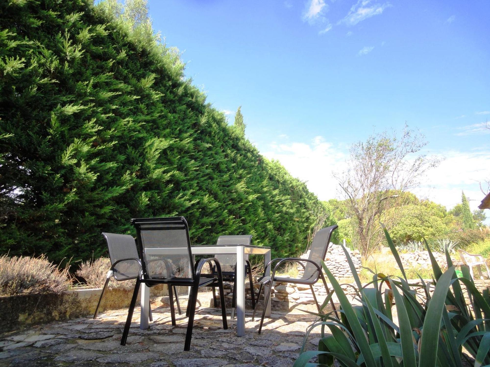 Les Olives Apartman Uzès Kültér fotó