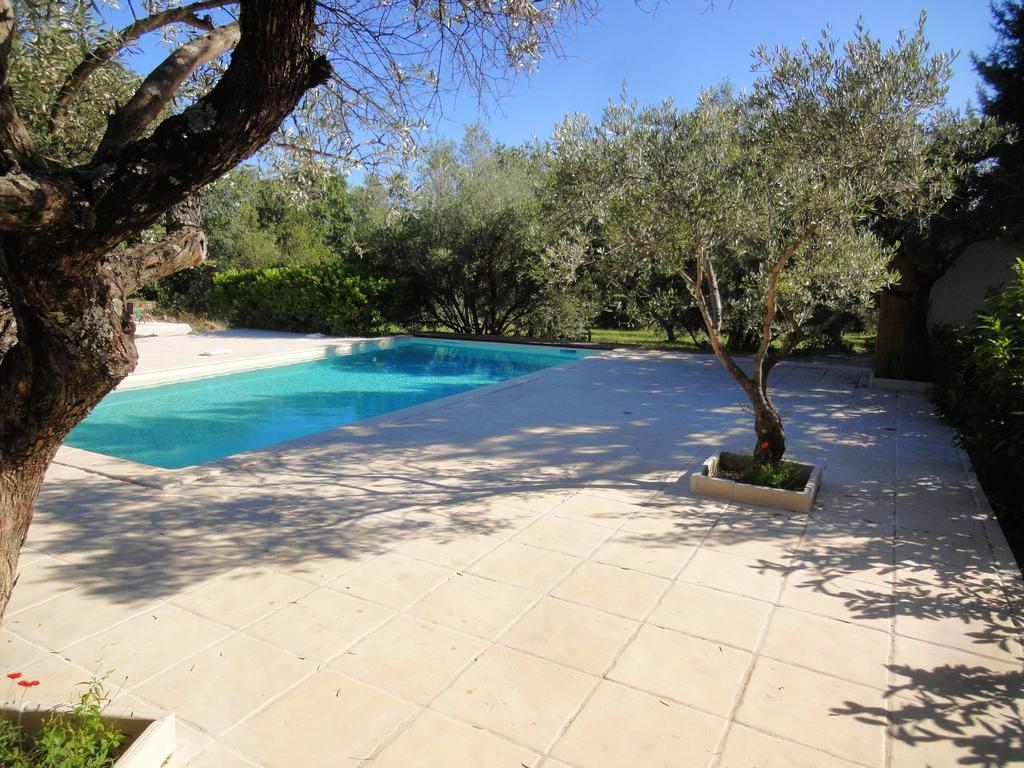 Les Olives Apartman Uzès Kültér fotó
