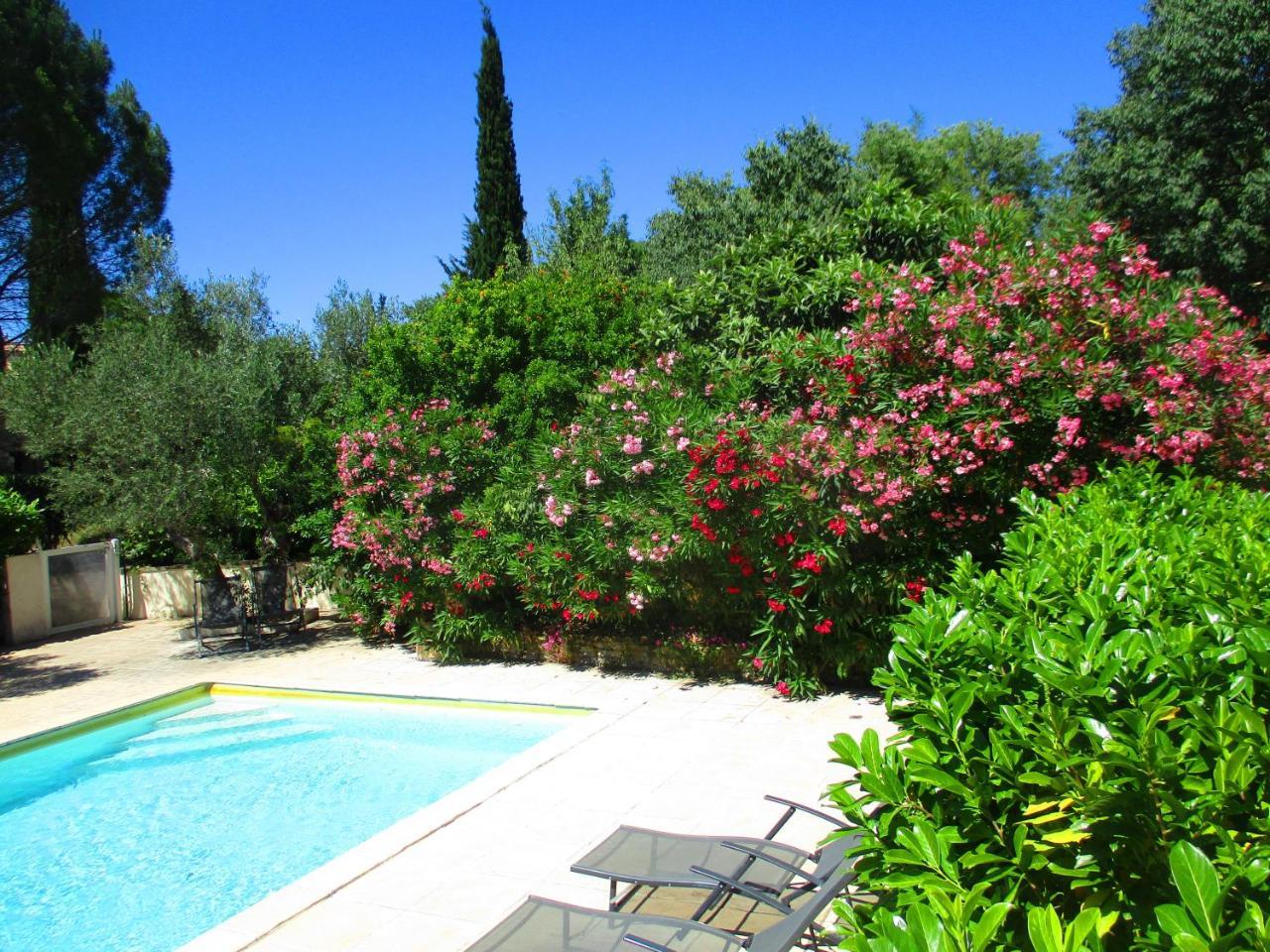 Les Olives Apartman Uzès Kültér fotó